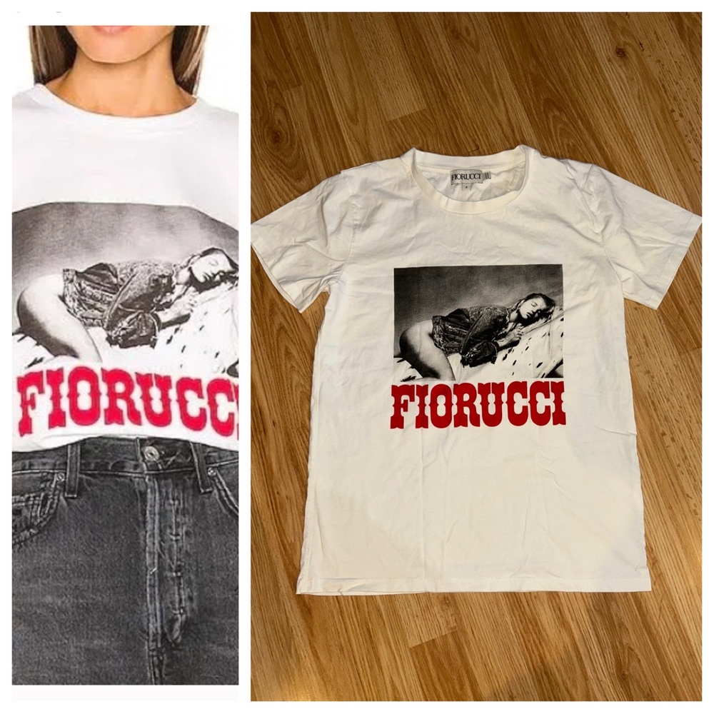 Fiorucci Graphic Short Sleeve Crewneck Casual Top T-Shirt sz Small